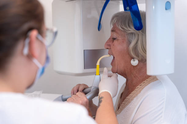 Best Cracked Tooth Emergency Dentist  in Bartonvle, IL